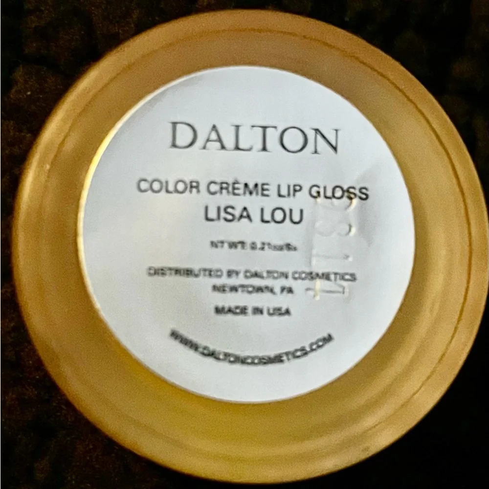 Luxury Fair Cream Compact and Lip Balm Lisa Lou Set Dalton